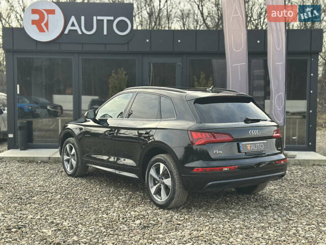 Черный Ауди Ку 5, объемом двигателя 2 л и пробегом 24 тыс. км за 31999 $, фото 2 на Automoto.ua