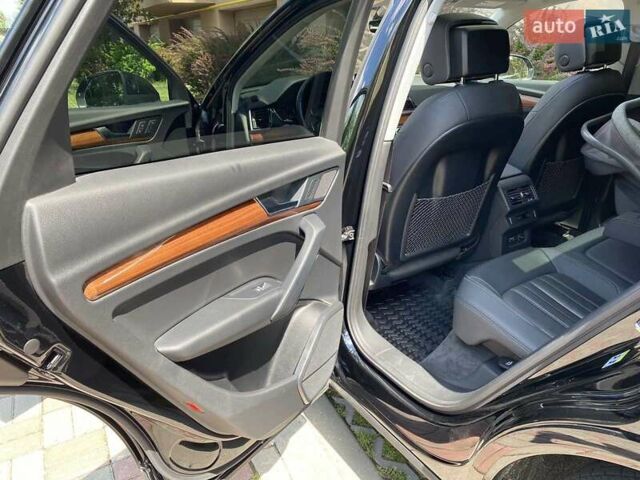 Черный Ауди Ку 5, объемом двигателя 1.98 л и пробегом 62 тыс. км за 38500 $, фото 6 на Automoto.ua