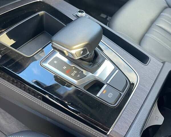 Чорний Ауді Ку 5, об'ємом двигуна 1.98 л та пробігом 42 тис. км за 38500 $, фото 24 на Automoto.ua