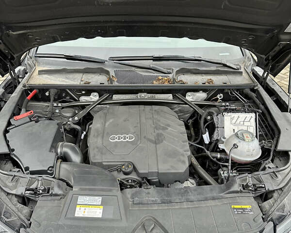 Чорний Ауді Ку 5, об'ємом двигуна 2 л та пробігом 49 тис. км за 38000 $, фото 8 на Automoto.ua