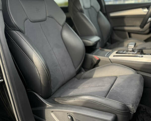 Чорний Ауді Ку 5, об'ємом двигуна 1.98 л та пробігом 45 тис. км за 49000 $, фото 24 на Automoto.ua