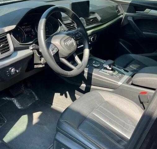 Черный Ауди Ку 5, объемом двигателя 2 л и пробегом 55 тыс. км за 17500 $, фото 3 на Automoto.ua