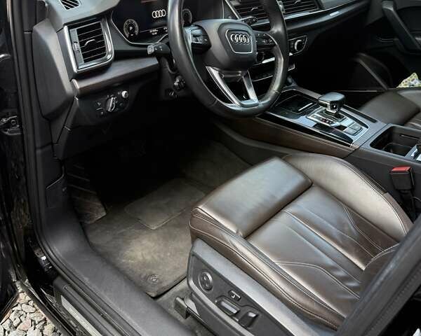 Ауди Ку 5 2020 в Тернополе на Automoto.ua Черный Ауди Ку 5, объемом двигателя 2.97 л и пробегом 285 тыс. км за 49000 $, фото 9 на Automoto.ua