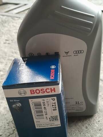 Чорний Ауді Ку 5, об'ємом двигуна 2 л та пробігом 76 тис. км за 28099 $, фото 54 на Automoto.ua