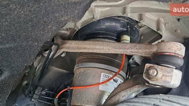 Чорний Ауді Ку 5, об'ємом двигуна 3 л та пробігом 181 тис. км за 33999 $, фото 27 на Automoto.ua