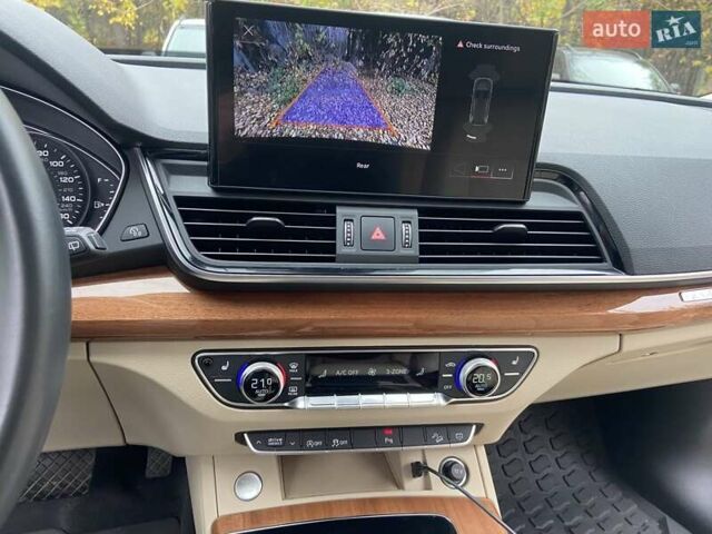 Черный Ауди Ку 5, объемом двигателя 2 л и пробегом 87 тыс. км за 30500 $, фото 11 на Automoto.ua