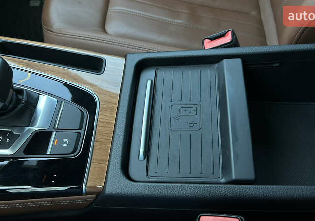 Чорний Ауді Ку 5, об'ємом двигуна 1.98 л та пробігом 103 тис. км за 31900 $, фото 20 на Automoto.ua