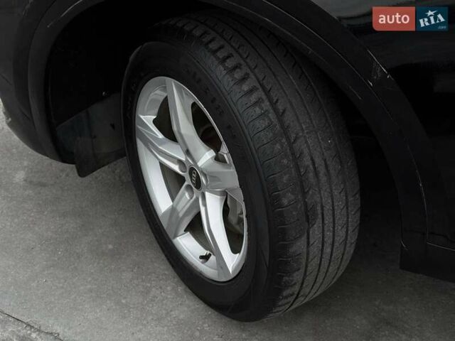 Черный Ауди Ку 5, объемом двигателя 1.98 л и пробегом 118 тыс. км за 27900 $, фото 12 на Automoto.ua