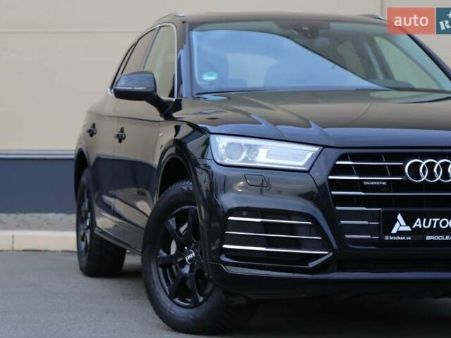 Черный Ауди Ку 5, объемом двигателя 1.98 л и пробегом 92 тыс. км за 36000 $, фото 2 на Automoto.ua