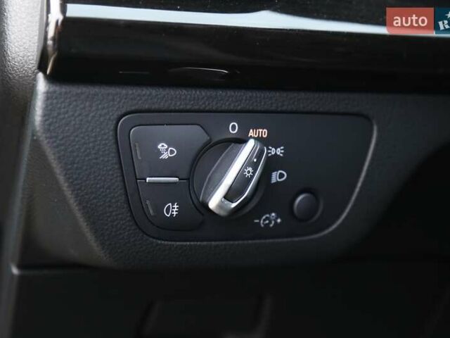 Черный Ауди Ку 5, объемом двигателя 1.98 л и пробегом 92 тыс. км за 36000 $, фото 31 на Automoto.ua