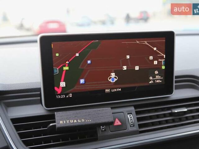 Черный Ауди Ку 5, объемом двигателя 1.98 л и пробегом 92 тыс. км за 36000 $, фото 23 на Automoto.ua