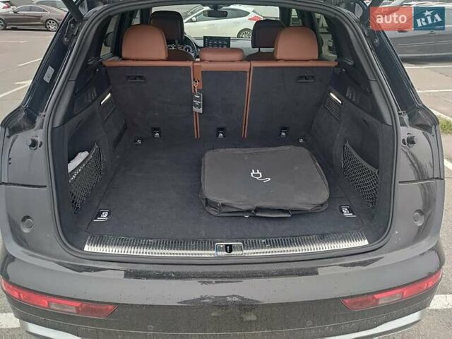 Черный Ауди Ку 5, объемом двигателя 1.98 л и пробегом 92 тыс. км за 40500 $, фото 34 на Automoto.ua