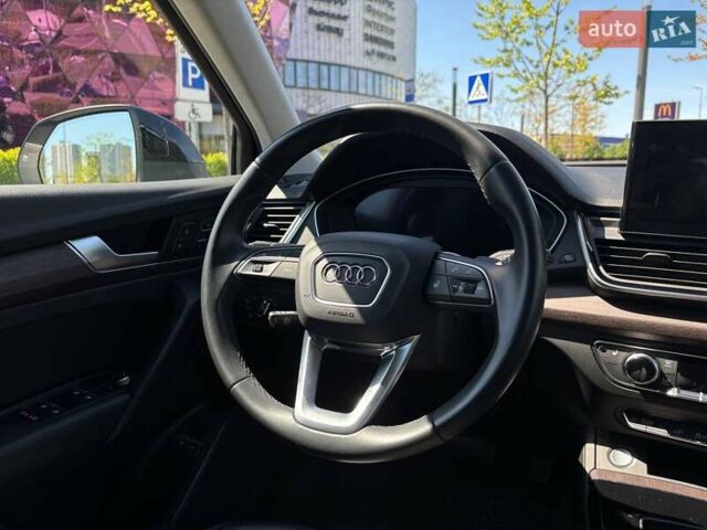 Черный Ауди Ку 5, объемом двигателя 1.98 л и пробегом 49 тыс. км за 46990 $, фото 19 на Automoto.ua