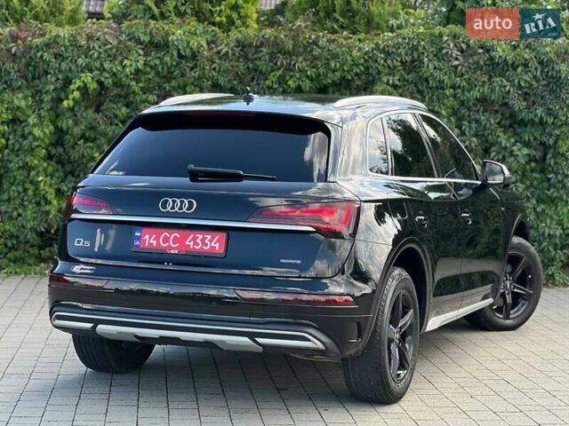 Чорний Ауді Ку 5, об'ємом двигуна 2 л та пробігом 76 тис. км за 28099 $, фото 55 на Automoto.ua