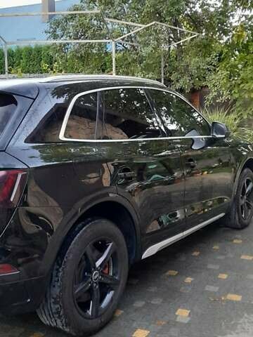 Чорний Ауді Ку 5, об'ємом двигуна 2 л та пробігом 76 тис. км за 28099 $, фото 10 на Automoto.ua