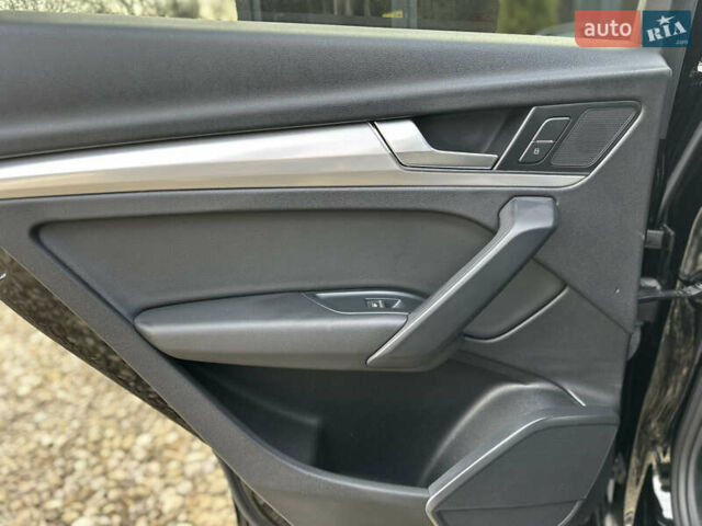 Черный Ауди Ку 5, объемом двигателя 2 л и пробегом 24 тыс. км за 31999 $, фото 18 на Automoto.ua