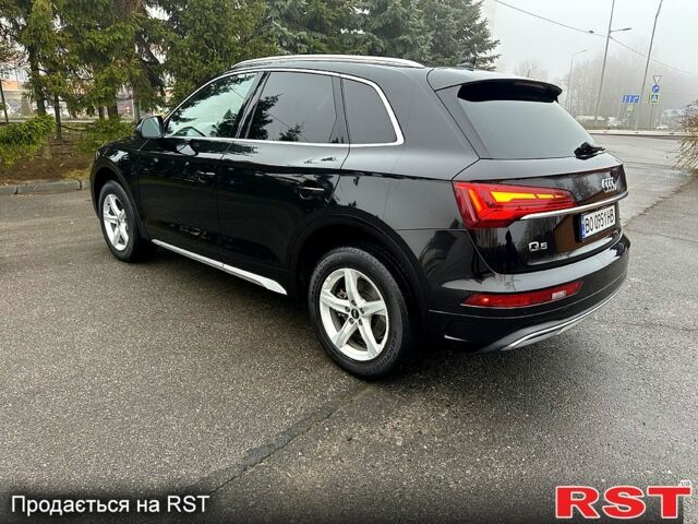 Чорний Ауді Ку 5, об'ємом двигуна 2 л та пробігом 71 тис. км за 27500 $, фото 6 на Automoto.ua