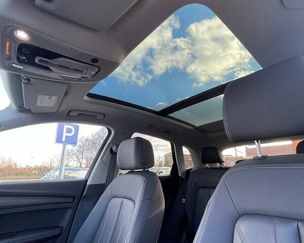 Чорний Ауді Ку 5, об'ємом двигуна 1.98 л та пробігом 42 тис. км за 38500 $, фото 26 на Automoto.ua