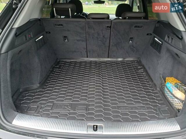 Чорний Ауді Ку 5, об'ємом двигуна 3 л та пробігом 181 тис. км за 33999 $, фото 17 на Automoto.ua