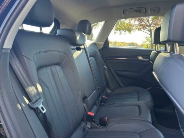 Черный Ауди Ку 5, объемом двигателя 2 л и пробегом 49 тыс. км за 21500 $, фото 10 на Automoto.ua