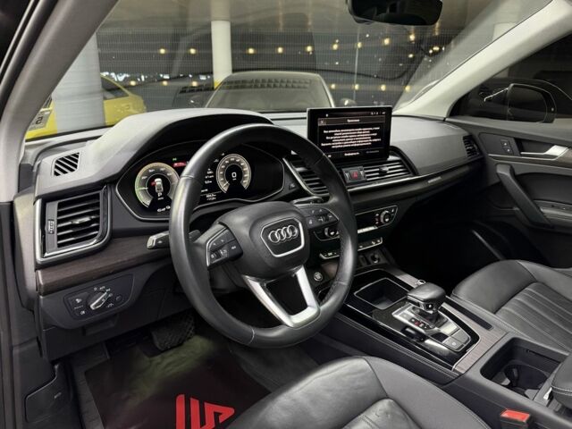 Ауди Ку 5 2021 в Одессе на Automoto.ua Черный Ауди Ку 5, объемом двигателя 2 л и пробегом 42 тыс. км за 35900 $, фото 18 на Automoto.ua