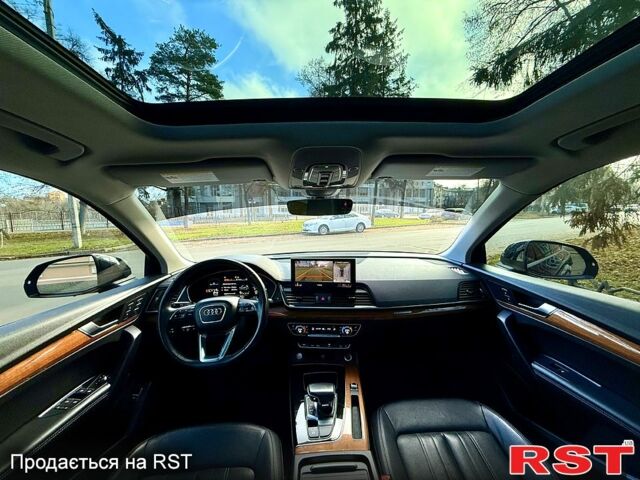 Черный Ауди Ку 5, объемом двигателя 2 л и пробегом 99 тыс. км за 33900 $, фото 7 на Automoto.ua