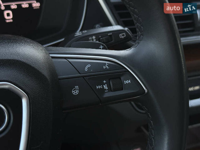 Черный Ауди Ку 5, объемом двигателя 1.98 л и пробегом 61 тыс. км за 37300 $, фото 62 на Automoto.ua