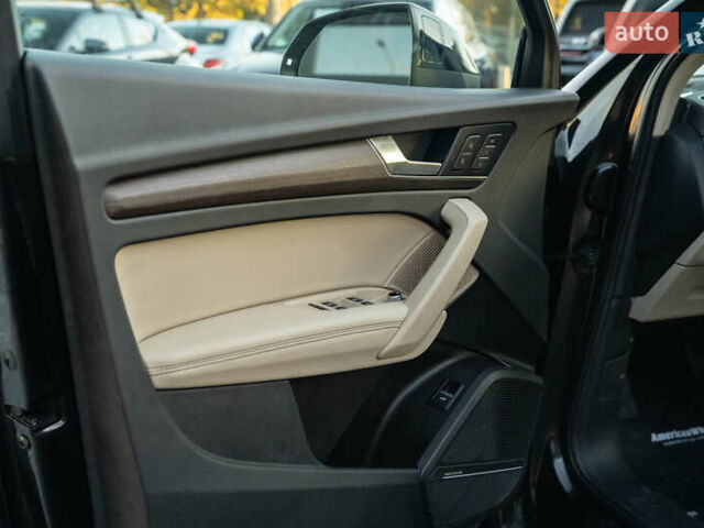 Чорний Ауді Ку 5, об'ємом двигуна 1.98 л та пробігом 46 тис. км за 42900 $, фото 39 на Automoto.ua