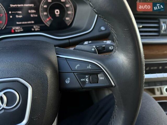 Черный Ауди Ку 5, объемом двигателя 1.98 л и пробегом 60 тыс. км за 30900 $, фото 53 на Automoto.ua