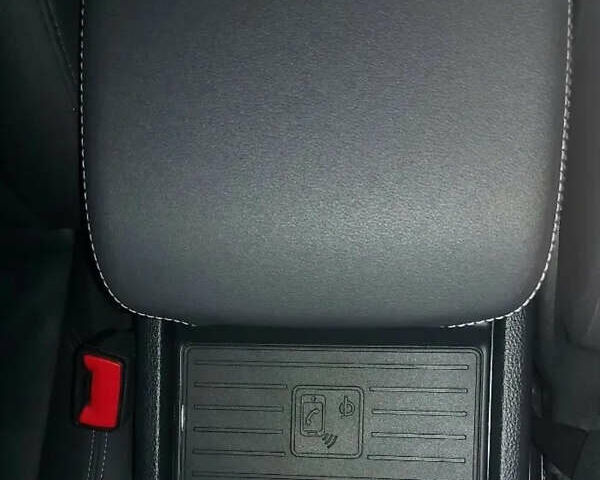 Черный Ауди Ку 5, объемом двигателя 2 л и пробегом 66 тыс. км за 27000 $, фото 25 на Automoto.ua