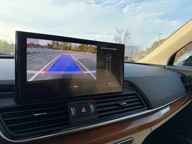 Чорний Ауді Ку 5, об'ємом двигуна 2 л та пробігом 28 тис. км за 22800 $, фото 11 на Automoto.ua