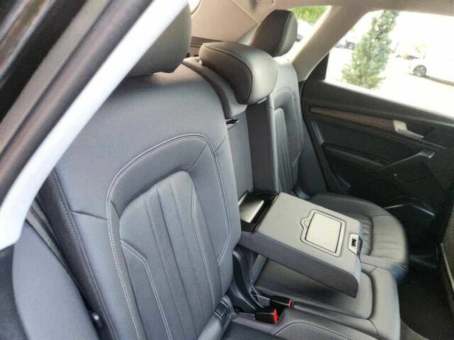 Чорний Ауді Ку 5, об'ємом двигуна 2 л та пробігом 22 тис. км за 21000 $, фото 10 на Automoto.ua