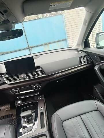 Черный Ауди Ку 5, объемом двигателя 1.98 л и пробегом 78 тыс. км за 34800 $, фото 11 на Automoto.ua