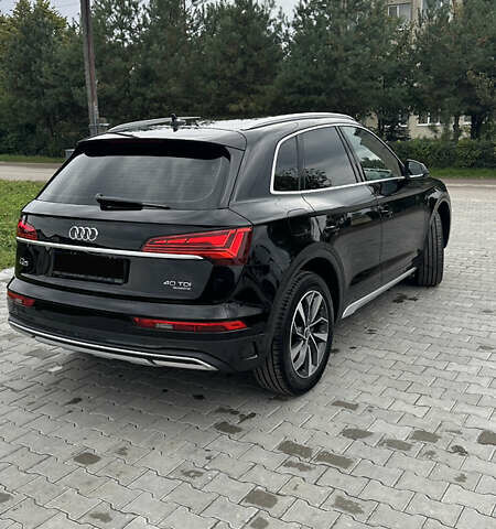 Черный Ауди Ку 5, объемом двигателя 1.97 л и пробегом 77 тыс. км за 43000 $, фото 4 на Automoto.ua