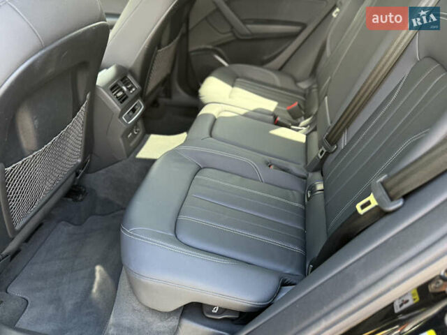 Черный Ауди Ку 5, объемом двигателя 2 л и пробегом 67 тыс. км за 31900 $, фото 13 на Automoto.ua