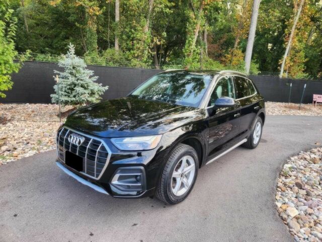 Чорний Ауді Ку 5, об'ємом двигуна 2 л та пробігом 22 тис. км за 21000 $, фото 2 на Automoto.ua