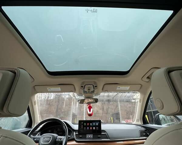 Черный Ауди Ку 5, объемом двигателя 0 л и пробегом 70 тыс. км за 40000 $, фото 21 на Automoto.ua