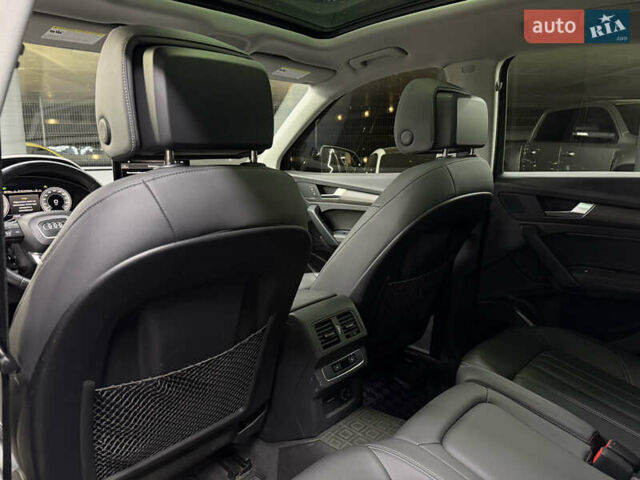 Ауди Ку 5 2021 в Одессе на Automoto.ua Черный Ауди Ку 5, объемом двигателя 1.98 л и пробегом 42 тыс. км за 35900 $, фото 22 на Automoto.ua