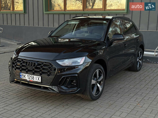 Черный Ауди Ку 5, объемом двигателя 1.98 л и пробегом 61 тыс. км за 37300 $, фото 6 на Automoto.ua