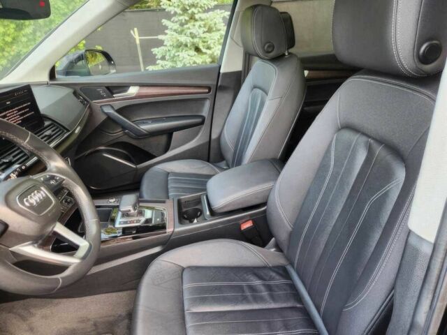 Чорний Ауді Ку 5, об'ємом двигуна 2 л та пробігом 22 тис. км за 21000 $, фото 9 на Automoto.ua