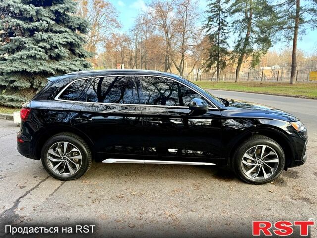 Черный Ауди Ку 5, объемом двигателя 2 л и пробегом 99 тыс. км за 33900 $, фото 6 на Automoto.ua