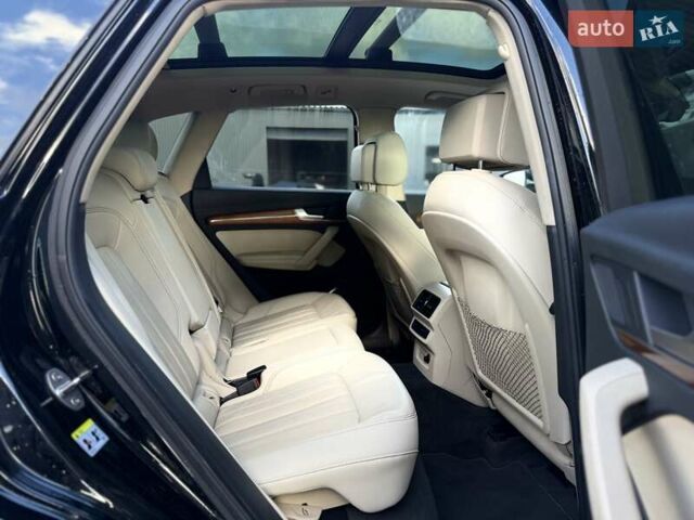 Черный Ауди Ку 5, объемом двигателя 1.98 л и пробегом 60 тыс. км за 30900 $, фото 71 на Automoto.ua