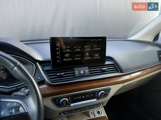 Черный Ауди Ку 5, объемом двигателя 1.98 л и пробегом 60 тыс. км за 30900 $, фото 60 на Automoto.ua