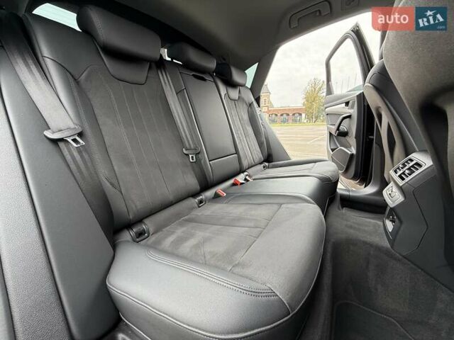 Черный Ауди Ку 5, объемом двигателя 1.97 л и пробегом 31 тыс. км за 55500 $, фото 60 на Automoto.ua