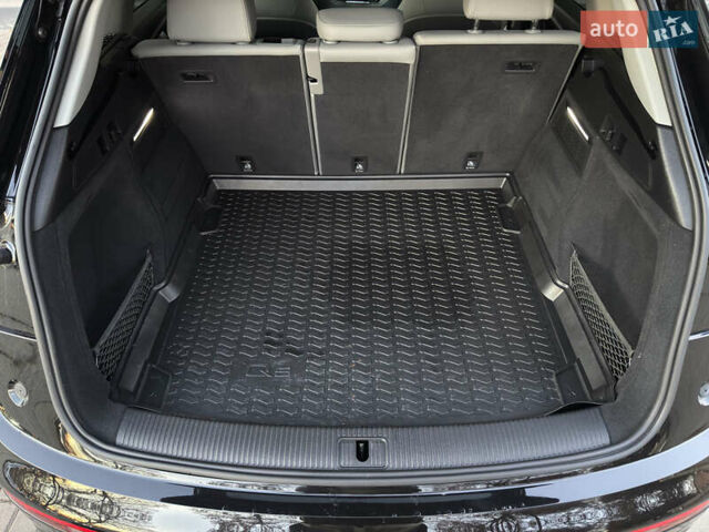 Черный Ауди Ку 5, объемом двигателя 1.98 л и пробегом 61 тыс. км за 37300 $, фото 71 на Automoto.ua