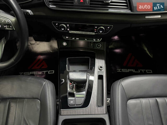 Ауди Ку 5 2021 в Одессе на Automoto.ua Черный Ауди Ку 5, объемом двигателя 1.98 л и пробегом 42 тыс. км за 35900 $, фото 27 на Automoto.ua