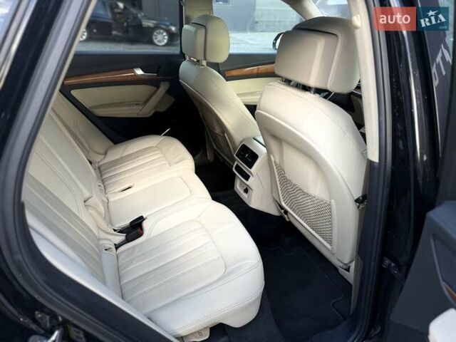 Черный Ауди Ку 5, объемом двигателя 1.98 л и пробегом 60 тыс. км за 30900 $, фото 72 на Automoto.ua