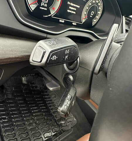 Черный Ауди Ку 5, объемом двигателя 1.97 л и пробегом 77 тыс. км за 43000 $, фото 15 на Automoto.ua