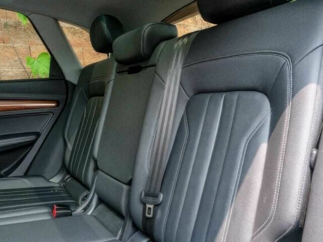 Ауді Ку 5 2021 у Чернівцях на Automoto.ua Чорний Ауді Ку 5, об'ємом двигуна 2 л та пробігом 28 тис. км за 19990 $, фото 13 на Automoto.ua