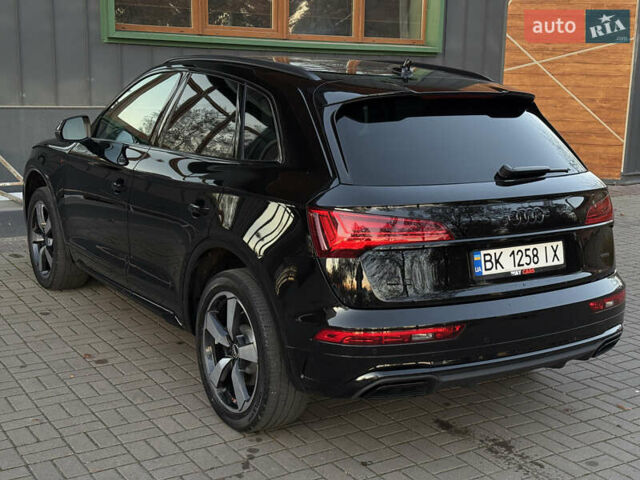 Черный Ауди Ку 5, объемом двигателя 1.98 л и пробегом 61 тыс. км за 37300 $, фото 26 на Automoto.ua